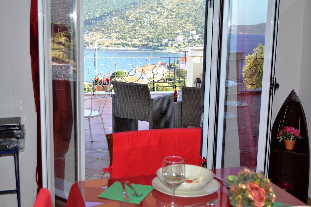 Verde E Mare Agia Efimia Oda fotoğraf
